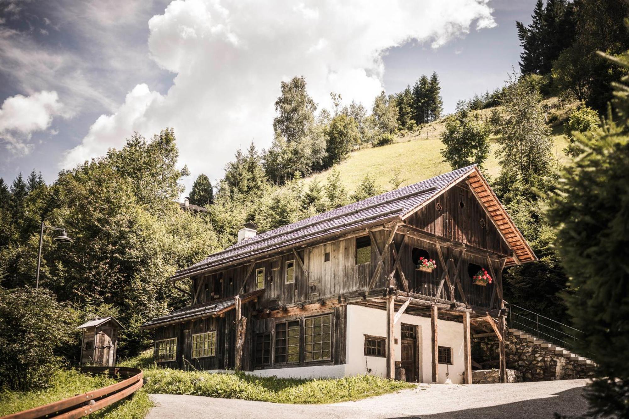 Pardellerhof Luesen Villa ภายนอก รูปภาพ
