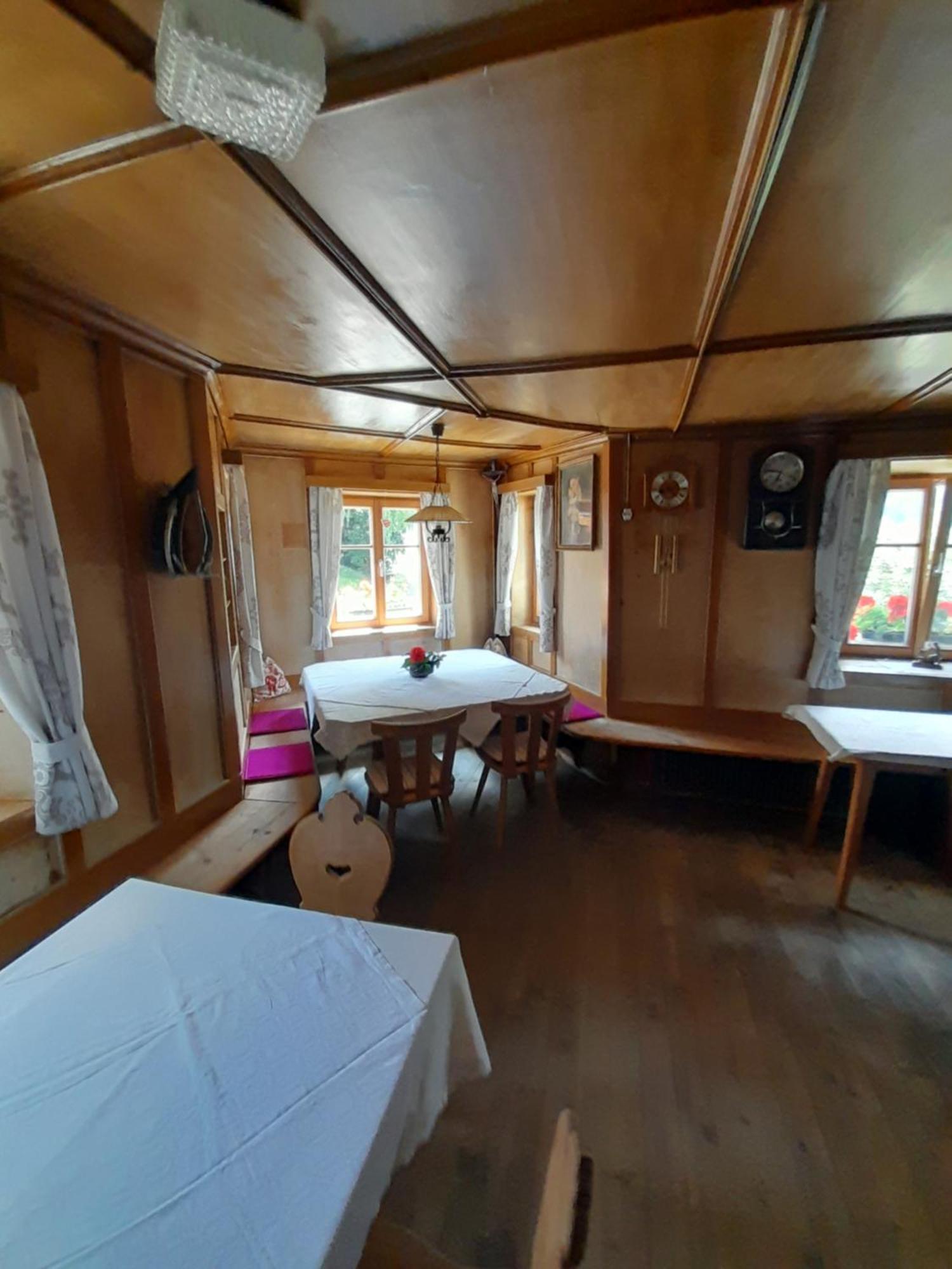 Pardellerhof Luesen Villa ภายนอก รูปภาพ