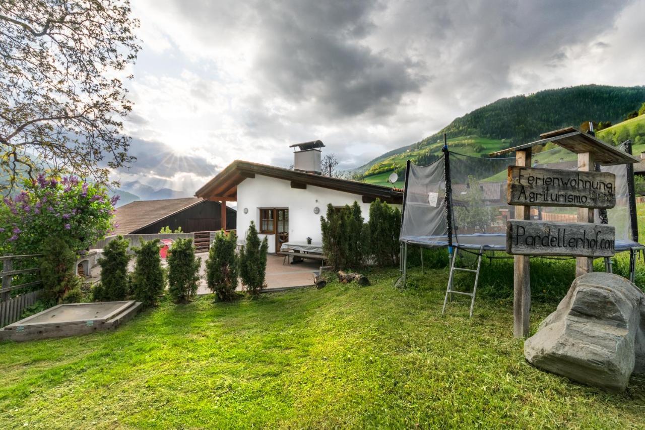 Pardellerhof Luesen Villa ภายนอก รูปภาพ